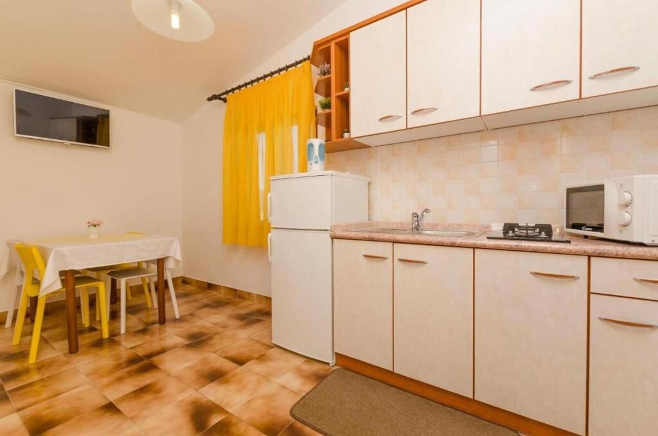 Apartments Spavalo Pag Town Eksteriør billede